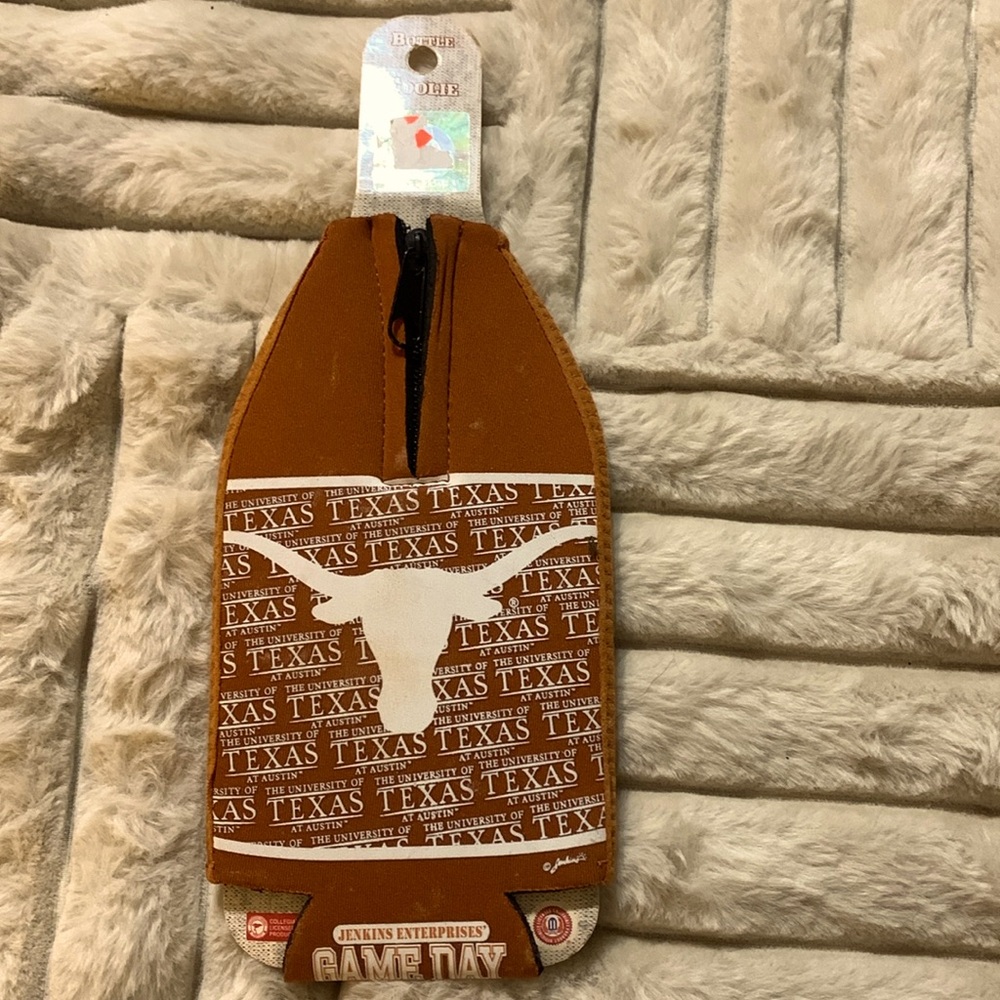Bottle Texas longhorns coozie